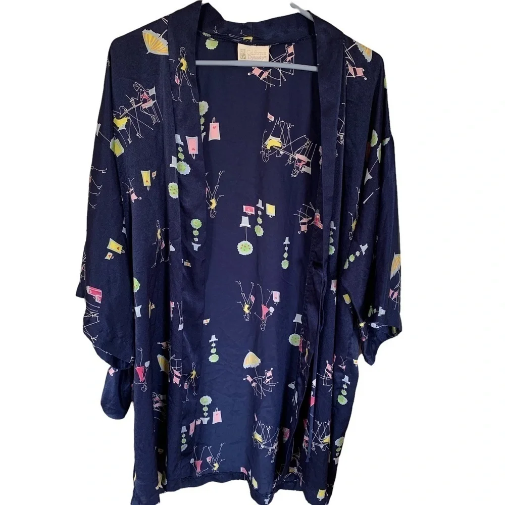 Vintage Robe - Picture 3 of 6